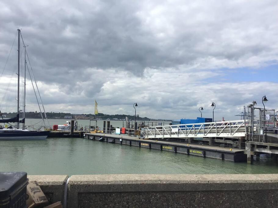 Travellers' Choice In Harwich-Essex Villa Bagian luar foto