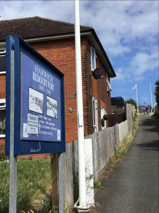 Travellers' Choice In Harwich-Essex Villa Bagian luar foto